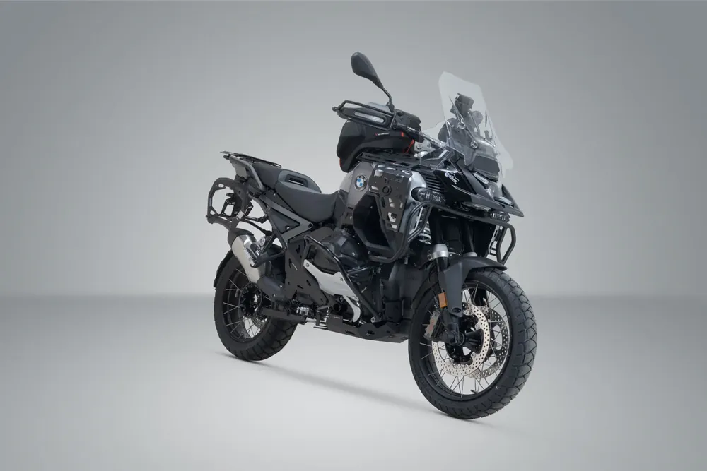 SW-Motech PRO Seitenträger Schwarz. BMW R 1300 GS Adventure (24-). Preis Gesenkt