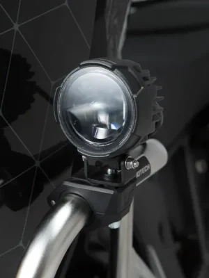 Beliebt SW-Motech EVO Nebelscheinwerfer-Kit Universal Schwarz. Mit Sturzbügelklemmen für Scheinwerfer.